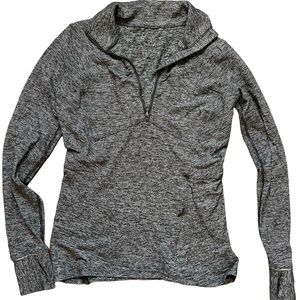 Lululemon Size 8 - pullover
